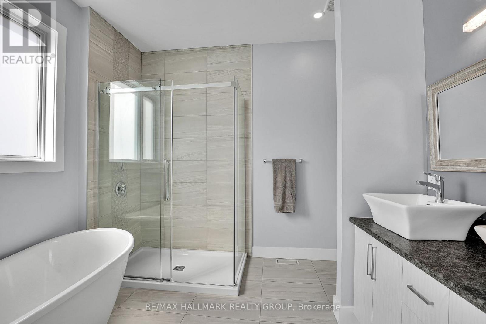 40 Byron Avenue, Ottawa, Ontario K1Y 3J1 - Photo 30 - X13216288