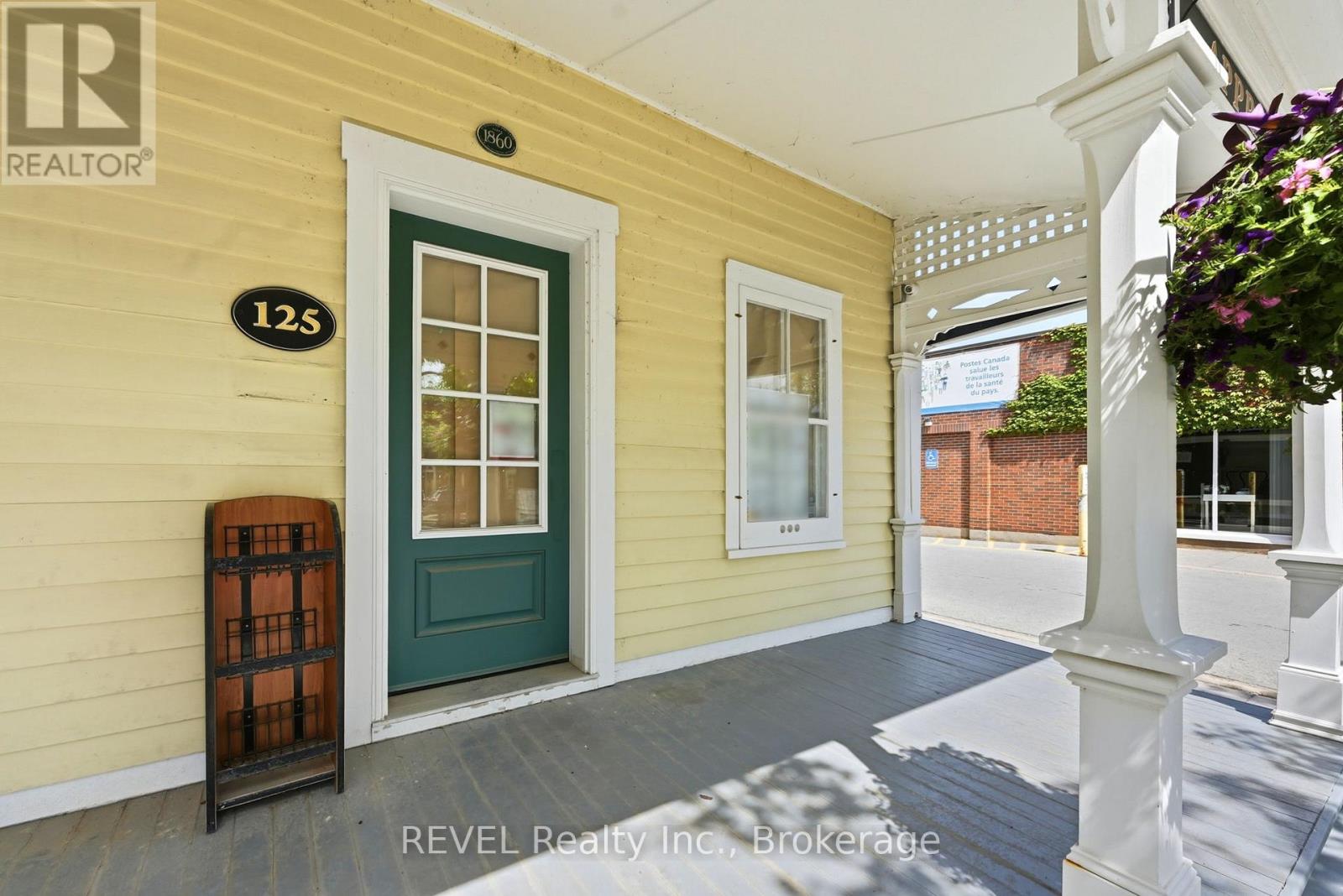 125 Queen Street, Niagara-On-The-Lake, Ontario  L0S 1J0 - Photo 4 - X13216294