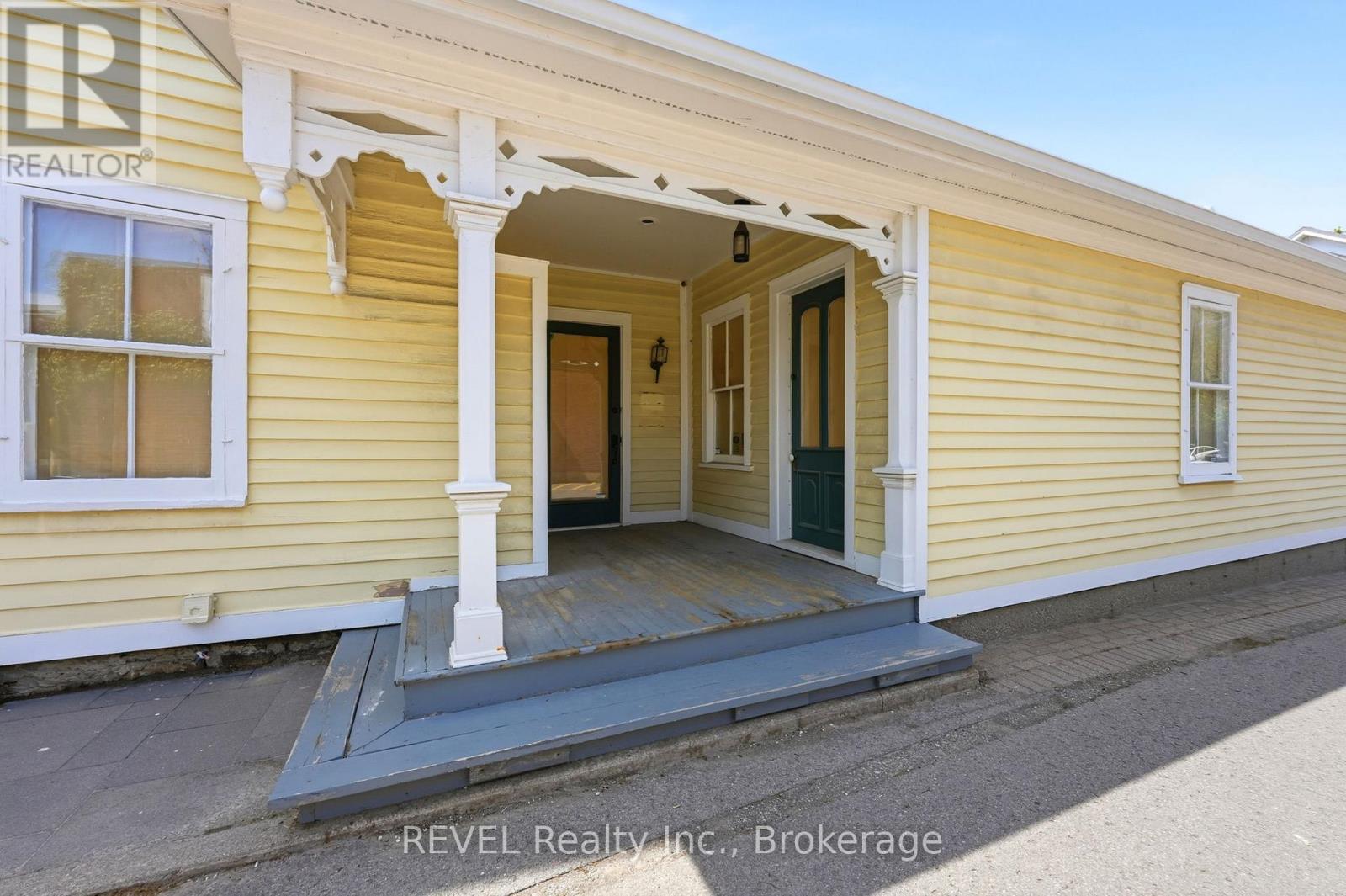 125 Queen Street, Niagara-On-The-Lake, Ontario  L0S 1J0 - Photo 7 - X13216294