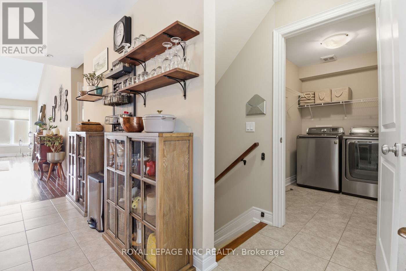 3945 Village Creek Drive, Fort Erie, Ontario  L0S 1S0 - Photo 4 - X13216306
