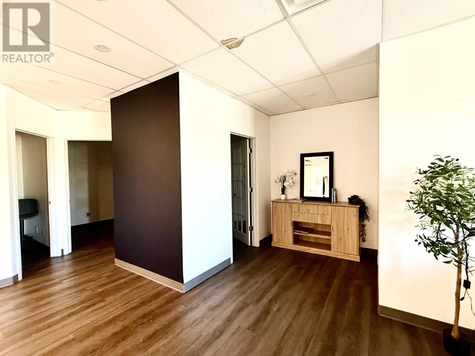 715 Hewitson, Thunder Bay, Ontario  P7B 5B6 - Photo 6 - TB2601268
