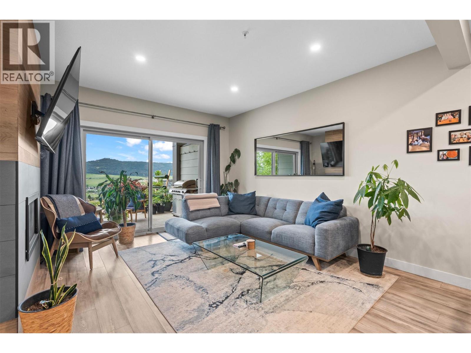 206 Vineyard Way, Vernon, British Columbia  V1H 1Z7 - Photo 19 - 10389059