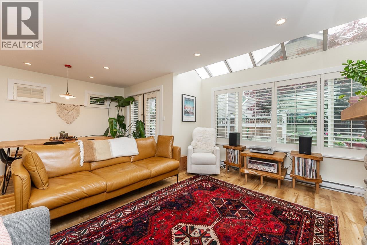 5 219 E 8th Street, North Vancouver, British Columbia  V7L 1Y9 - Photo 5 - R3129783