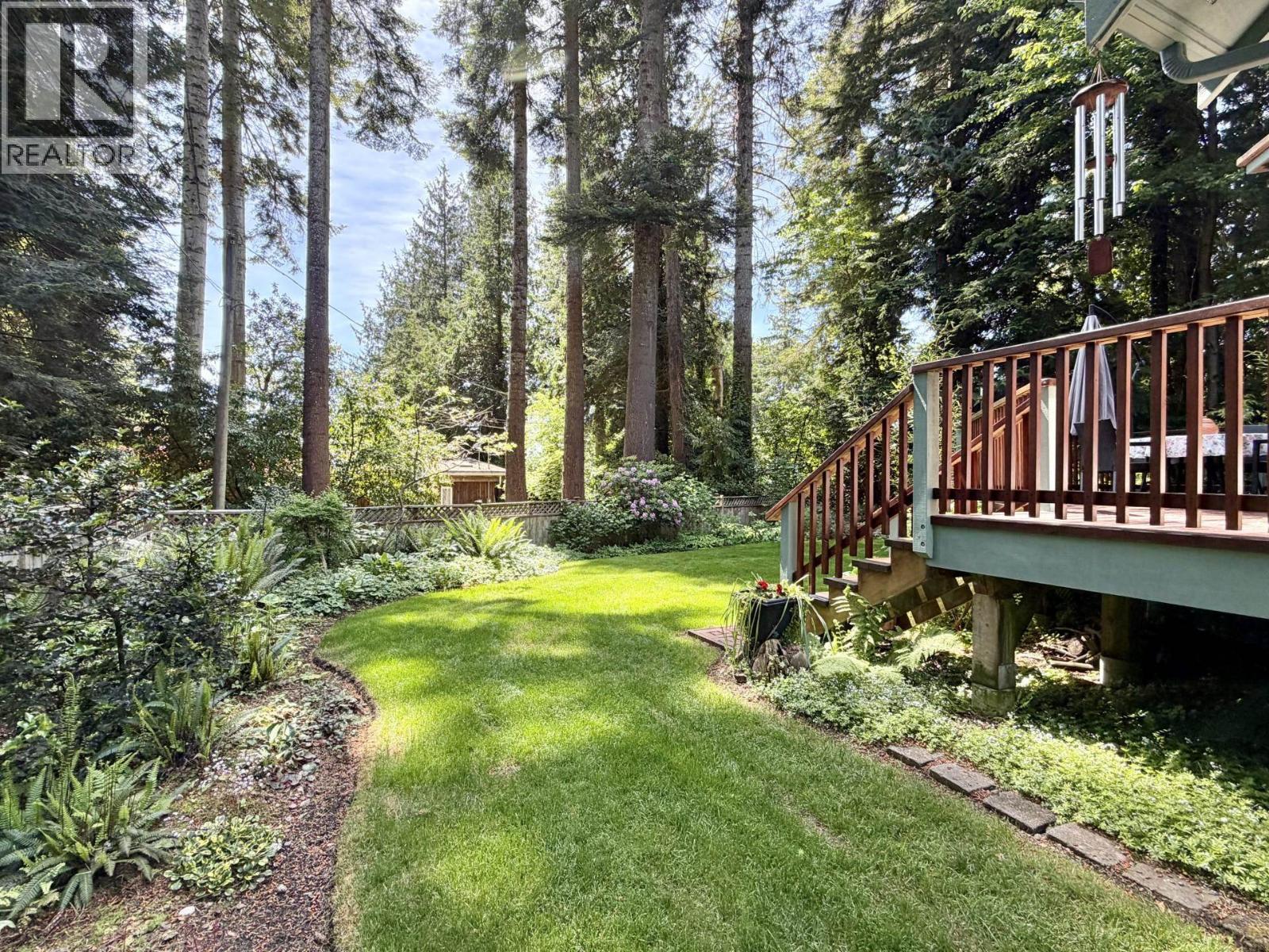 3205 Beach Avenue, Roberts Creek, British Columbia  V0N 2W0 - Photo 19 - R3129778