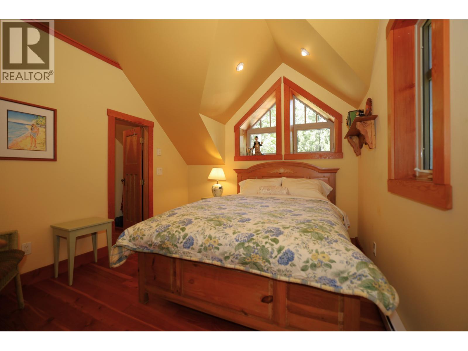 3205 Beach Avenue, Roberts Creek, British Columbia  V0N 2W0 - Photo 27 - R3129778
