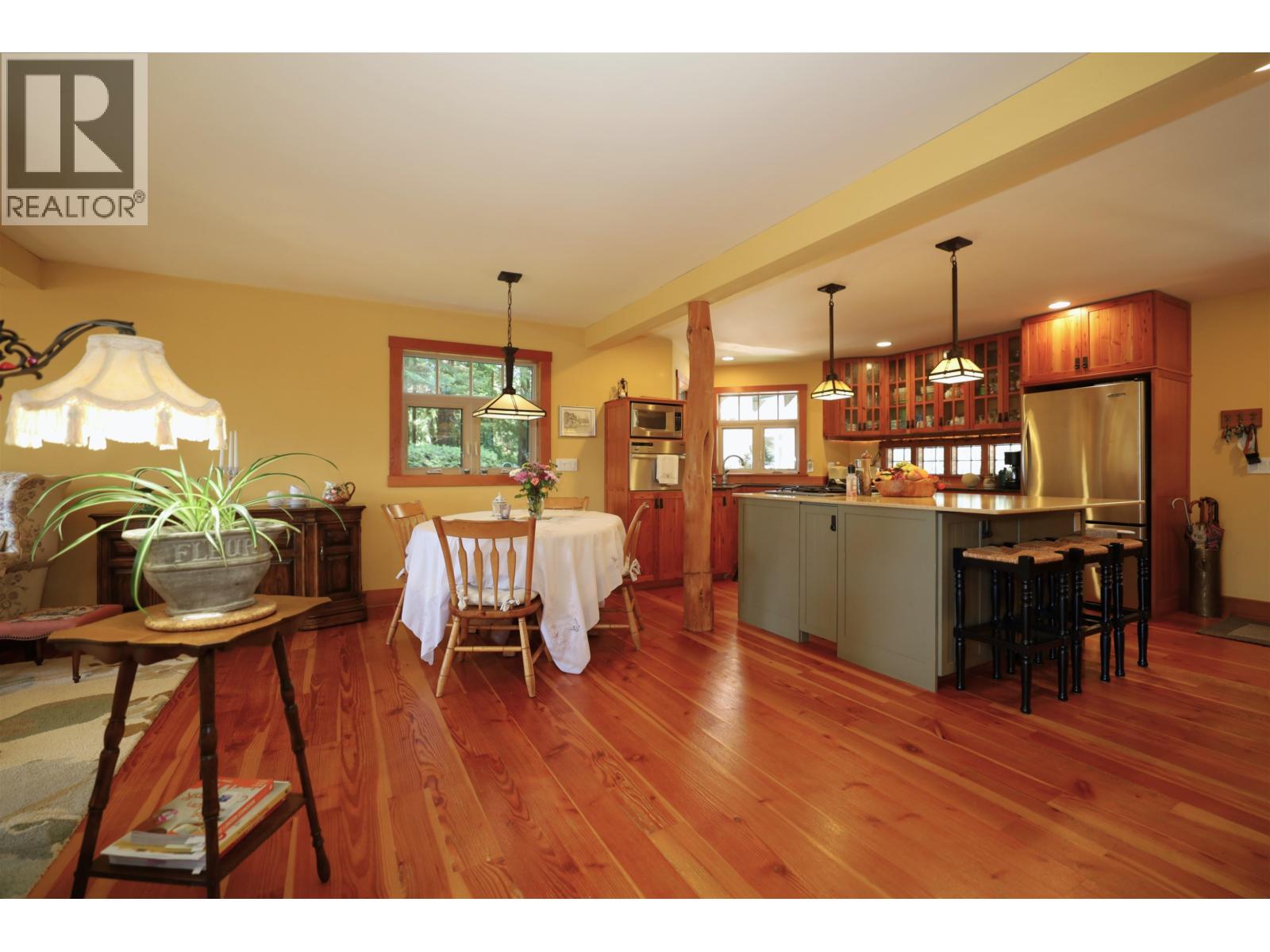 3205 Beach Avenue, Roberts Creek, British Columbia  V0N 2W0 - Photo 28 - R3129778