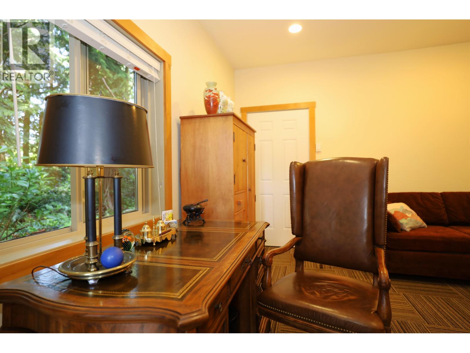3205 Beach Avenue, Roberts Creek, British Columbia  V0N 2W0 - Photo 31 - R3129778