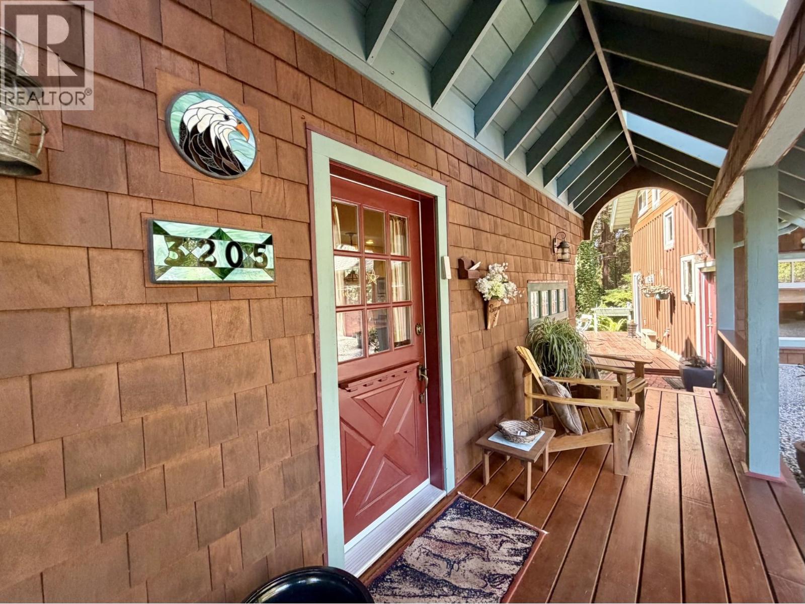 3205 Beach Avenue, Roberts Creek, British Columbia  V0N 2W0 - Photo 4 - R3129778