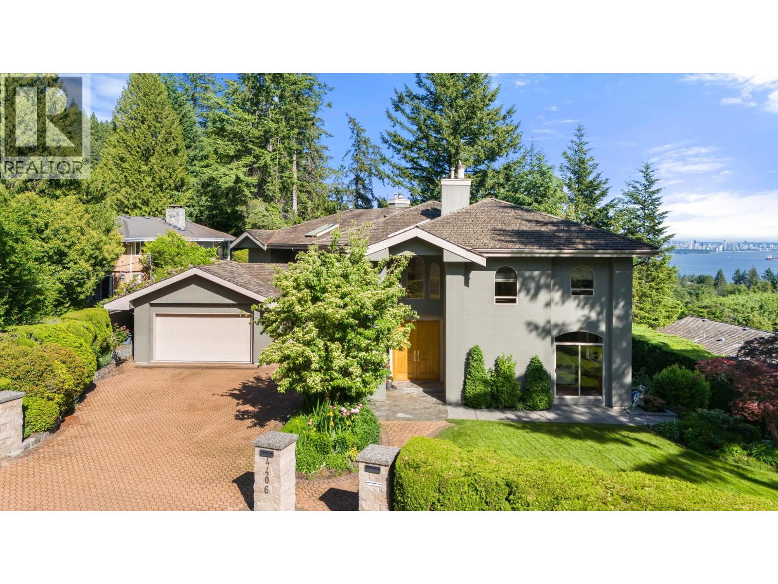 4406 WOODPARK ROAD, West Vancouver, British Columbia