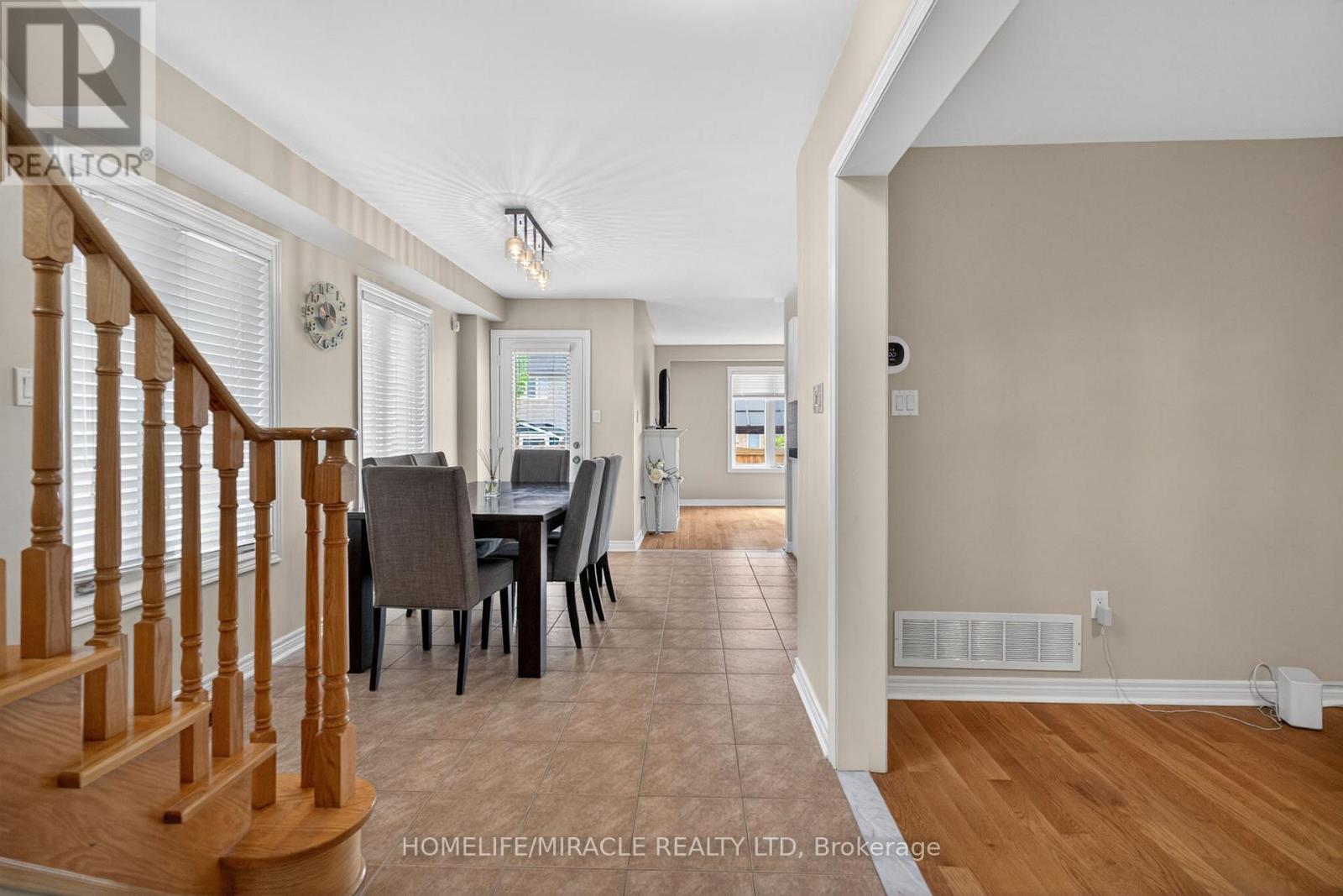 191 Petticoat Road, Vaughan, Ontario  L6A 0M1 - Photo 6 - N12924968