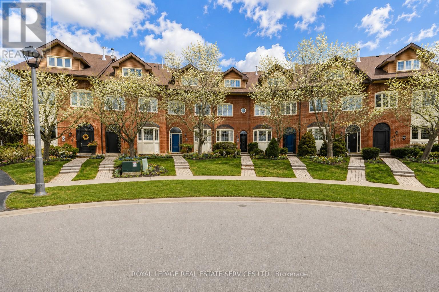 68 TRADEWIND DRIVE, Oakville, Ontario