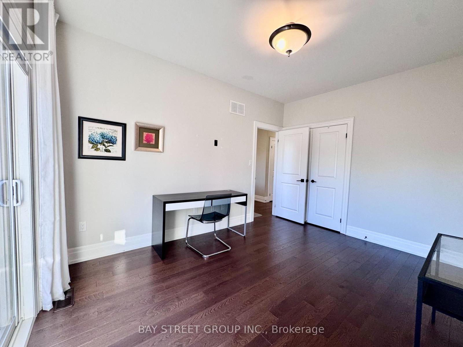 1033 Shaw Drive, Mississauga, Ontario  L5G 3Z3 - Photo 28 - W13109134