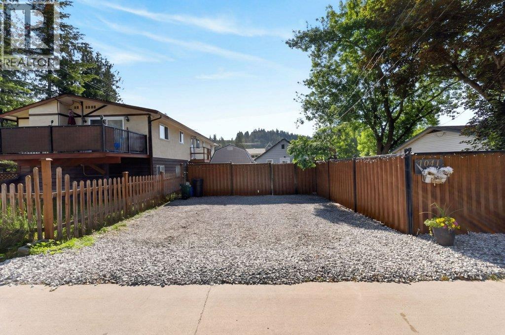 7041 50 Street NE, Salmon Arm, British Columbia  V0E 2K0 - Photo 44 - 10388851