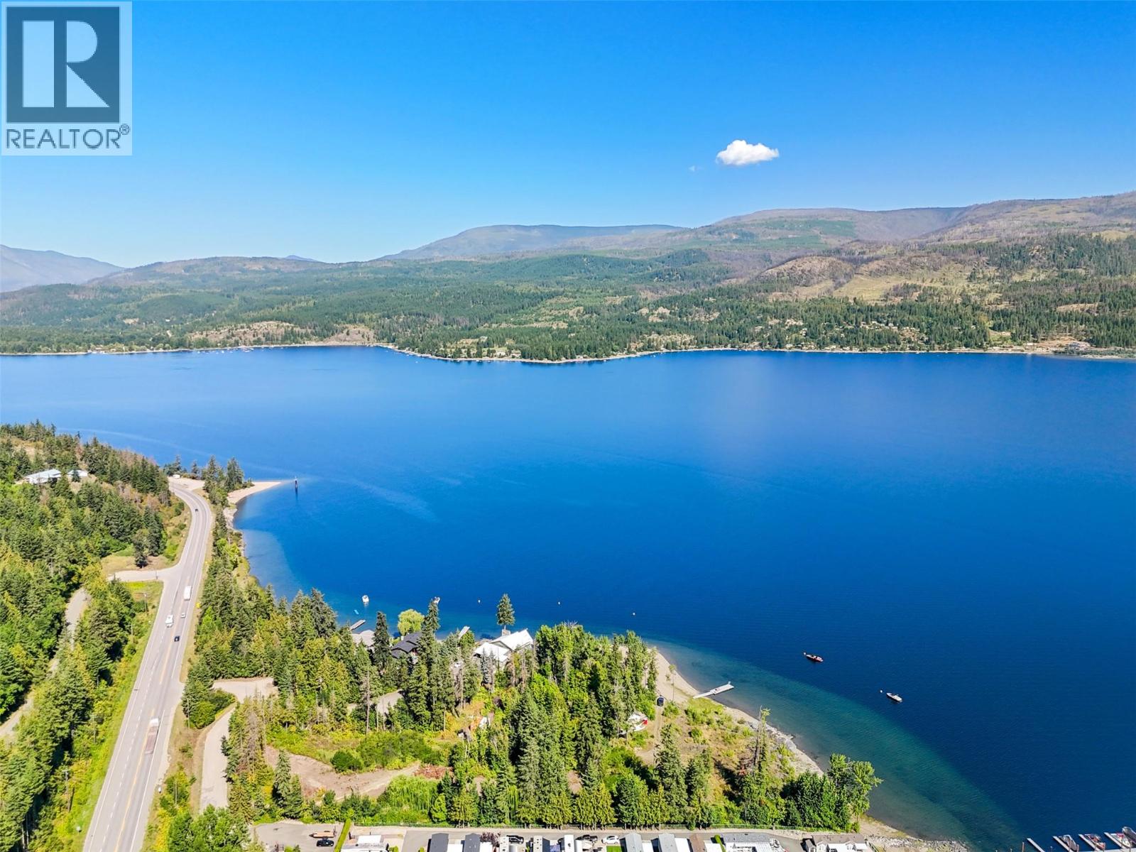 663 Waverly Park Frontage Road, Sorrento, British Columbia  V0E 2W1 - Photo 17 - 10389421