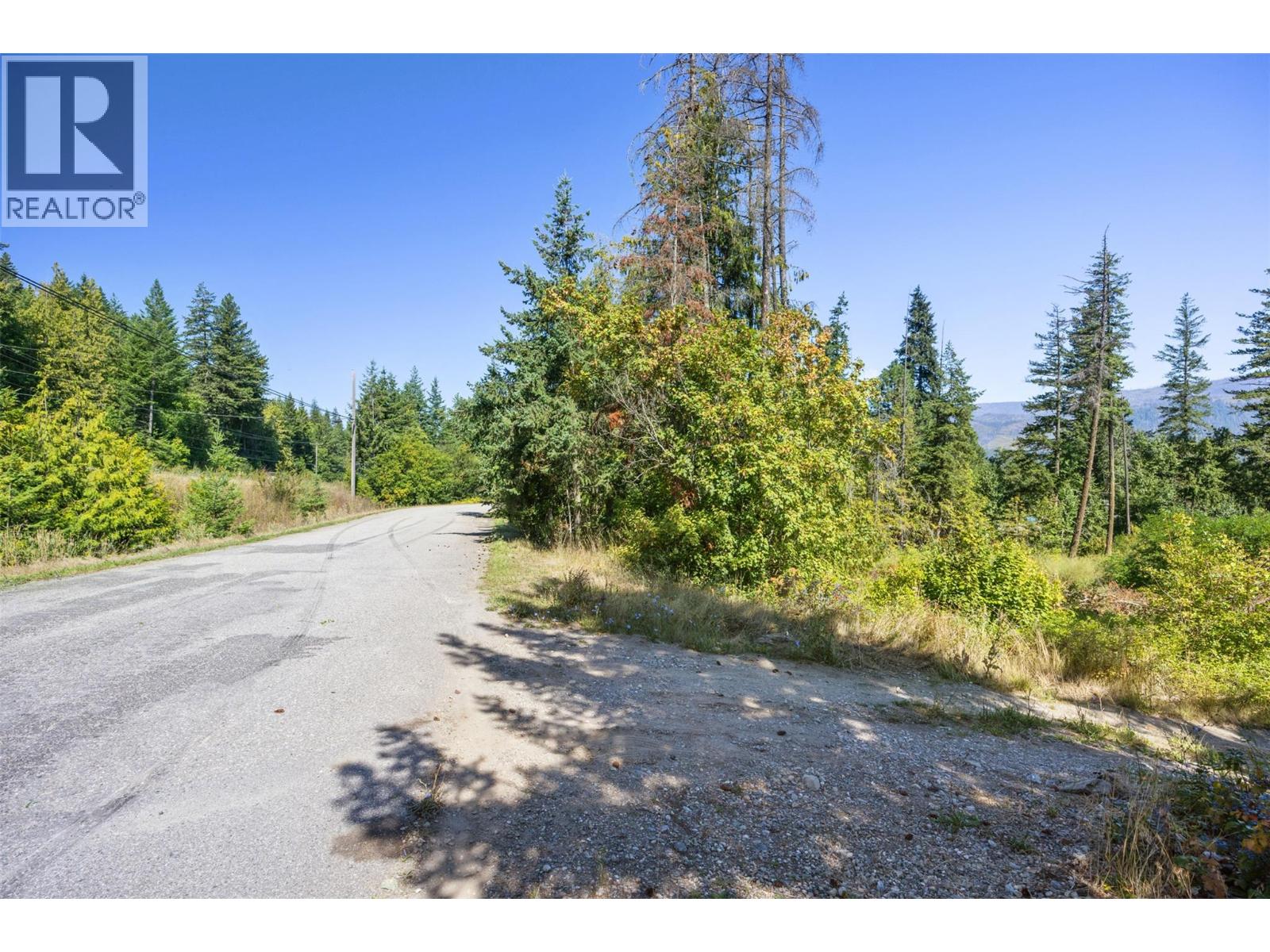 663 Waverly Park Frontage Road, Sorrento, British Columbia  V0E 2W1 - Photo 24 - 10389421