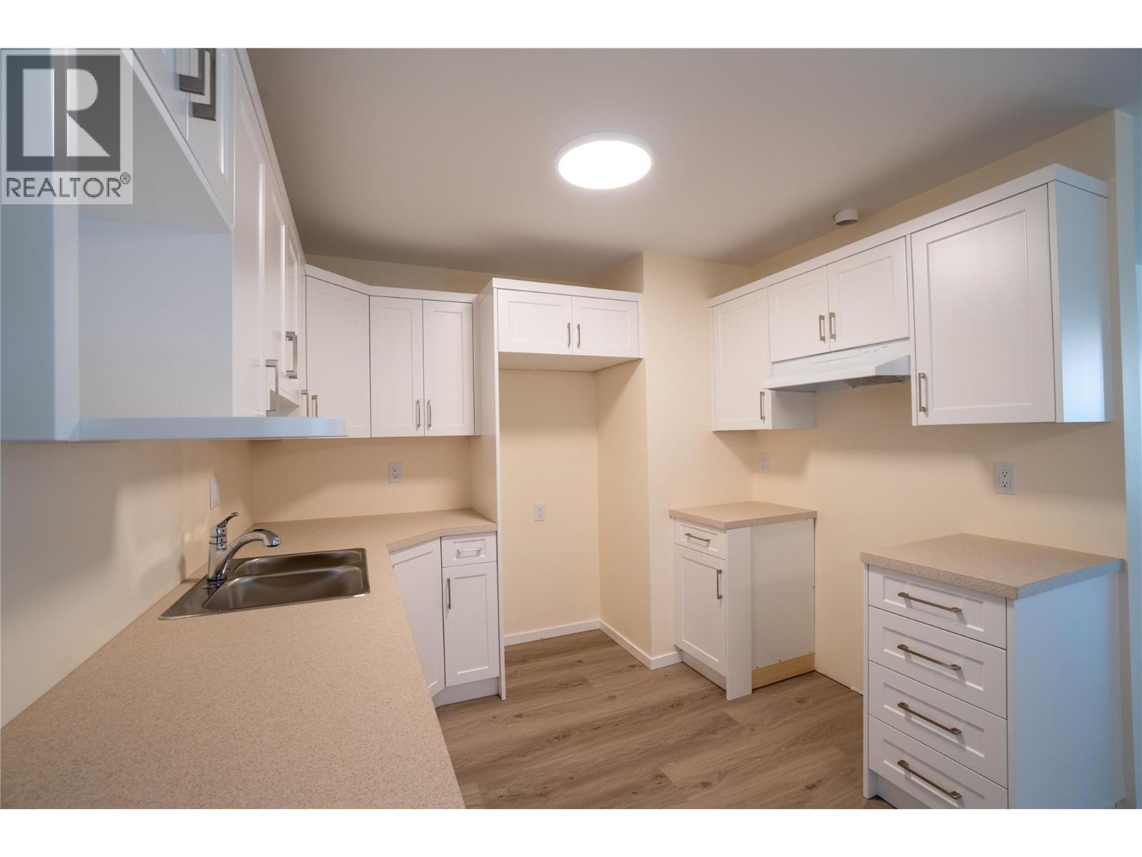 183 Maple Street Unit# 102, Penticton, British Columbia  V2A 5V4 - Photo 13 - 10389468