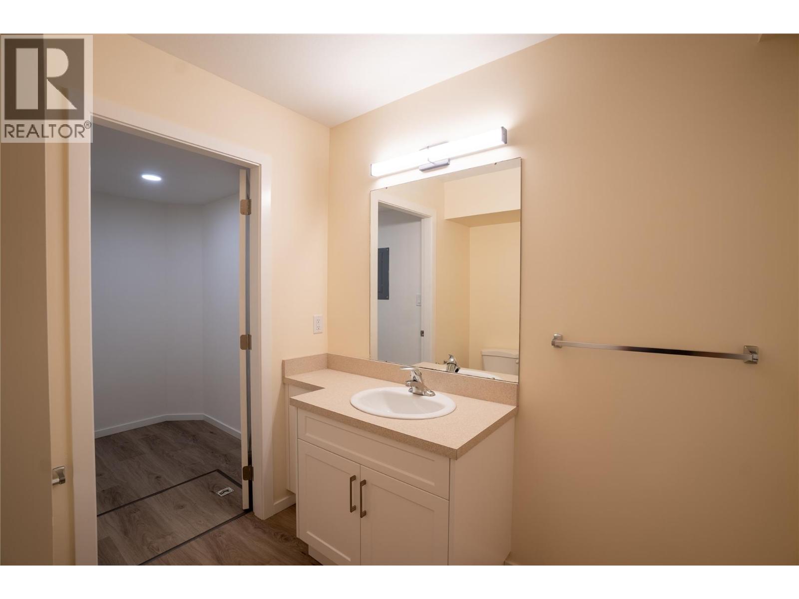 183 Maple Street Unit# 102, Penticton, British Columbia  V2A 5V4 - Photo 19 - 10389468