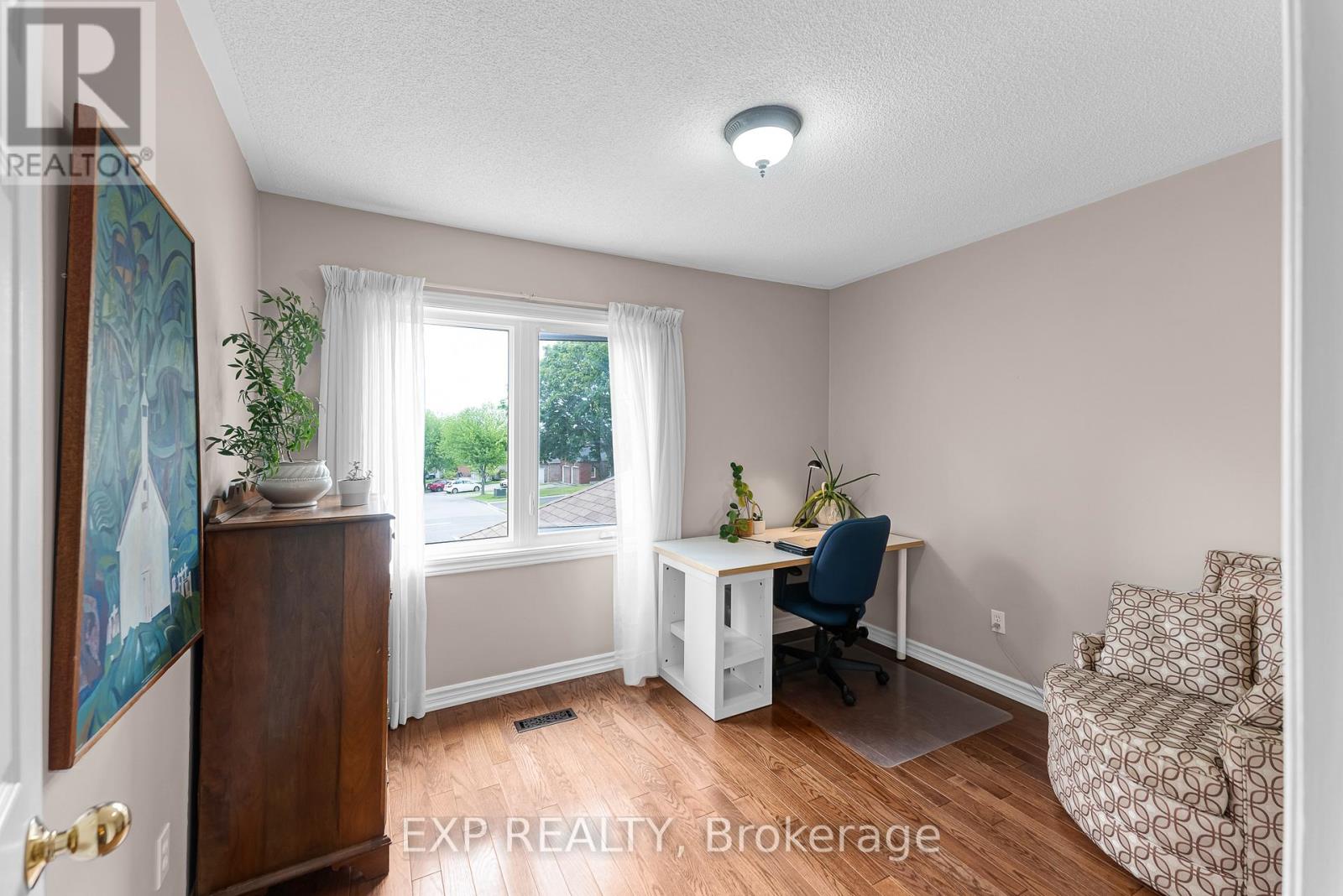 374 Savage Road, Newmarket, Ontario  L3X 1S3 - Photo 32 - N13216272
