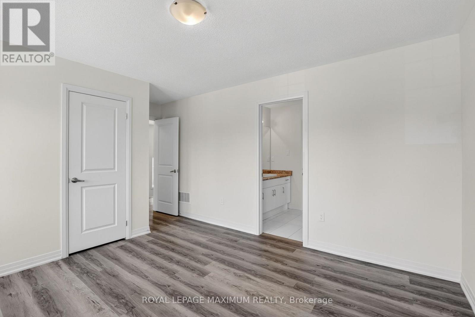 6 Stych Street, New Tecumseth, Ontario  L0G 1W0 - Photo 25 - N13216276