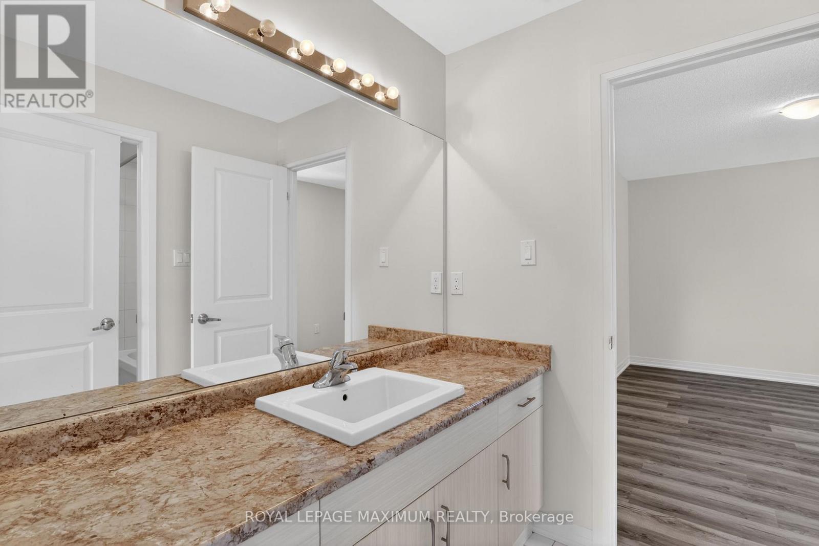 6 Stych Street, New Tecumseth, Ontario  L0G 1W0 - Photo 26 - N13216276
