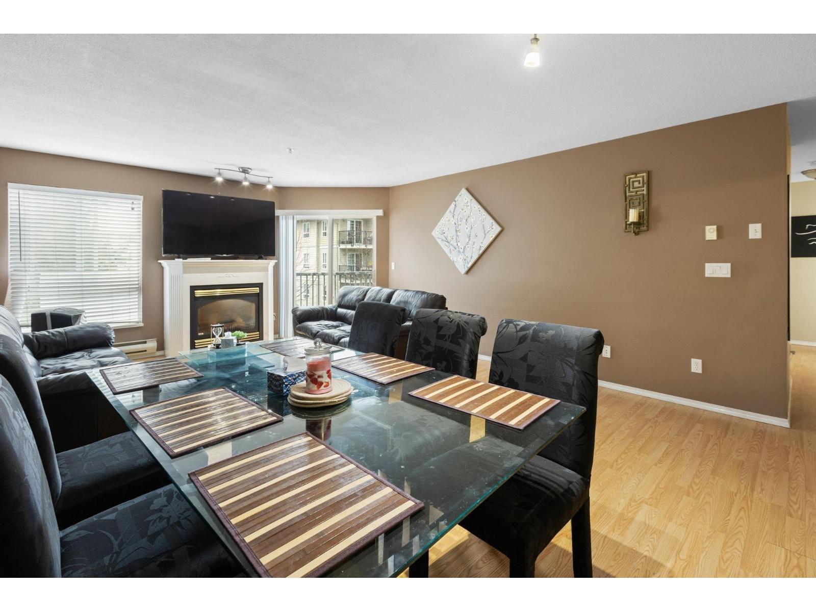305 31831 Peardonville Road, Abbotsford, British Columbia  V2T 1L5 - Photo 3 - R3129802