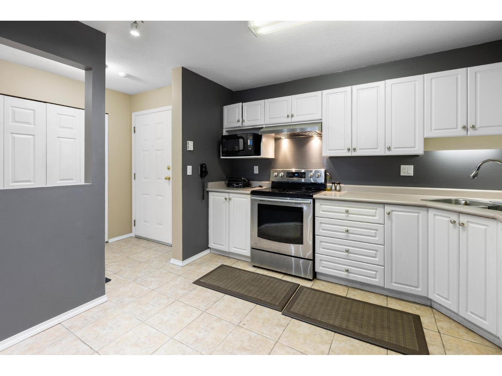 305 31831 Peardonville Road, Abbotsford, British Columbia  V2T 1L5 - Photo 9 - R3129802