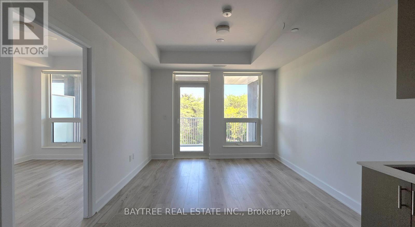 425 - 3240 William Coltson Avenue, Oakville, Ontario  L6H 8C8 - Photo 3 - W13216268