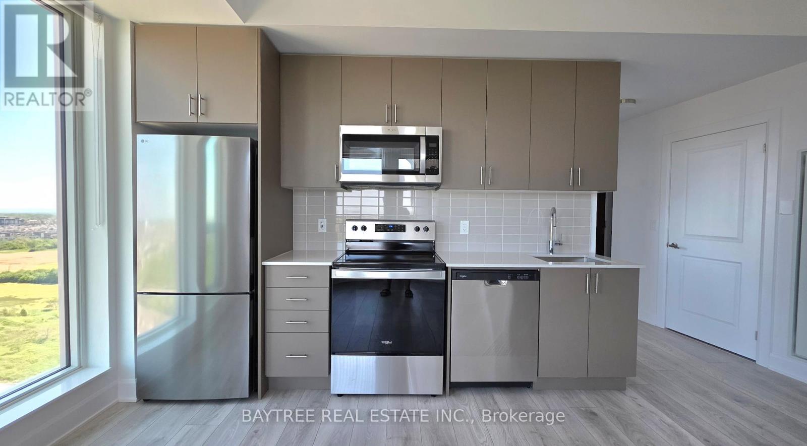 1601 - 3240 William Coltson Avenue, Oakville, Ontario  L6H 8C8 - Photo 12 - W13216322