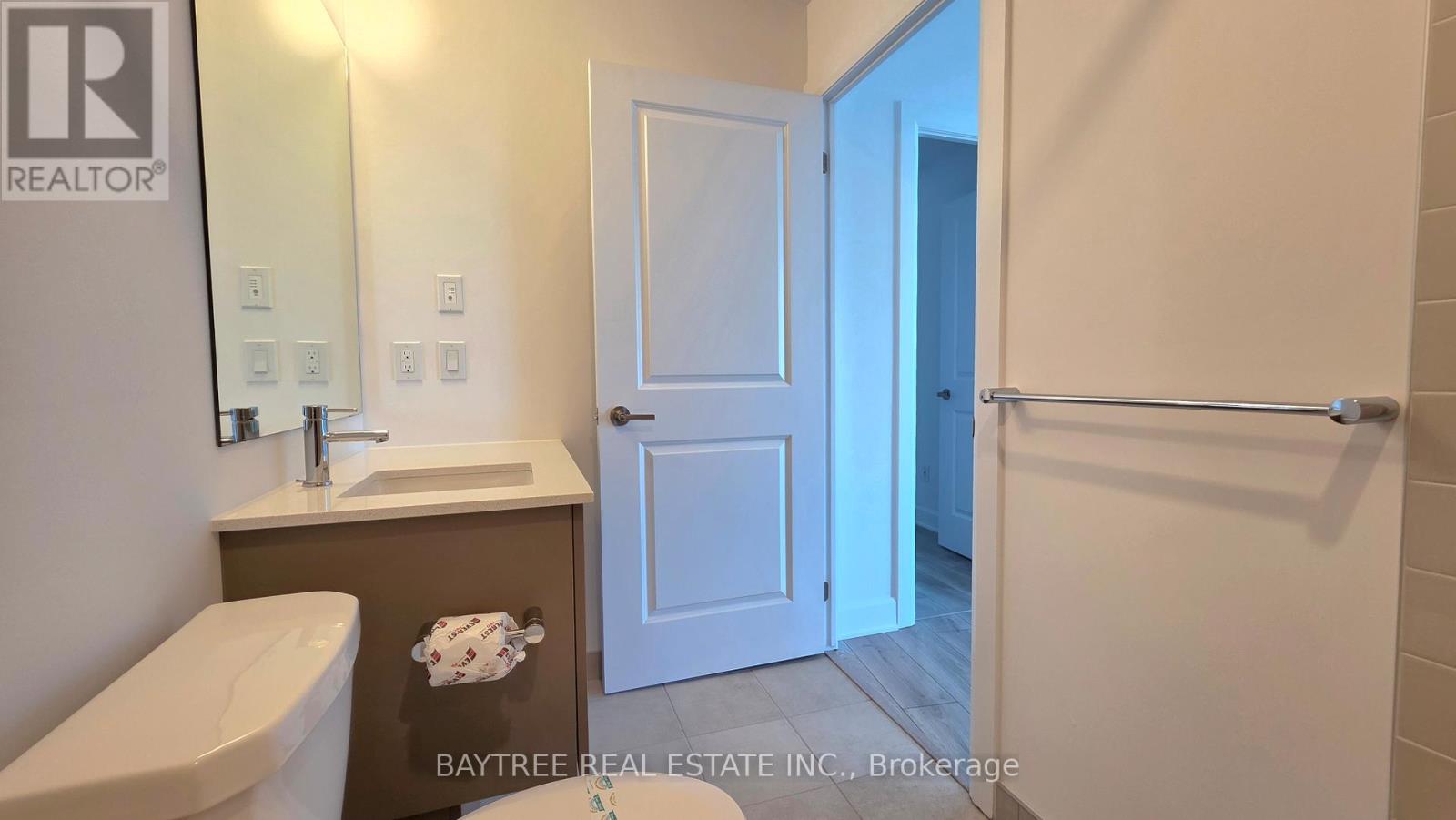 1601 - 3240 William Coltson Avenue, Oakville, Ontario  L6H 8C8 - Photo 15 - W13216322