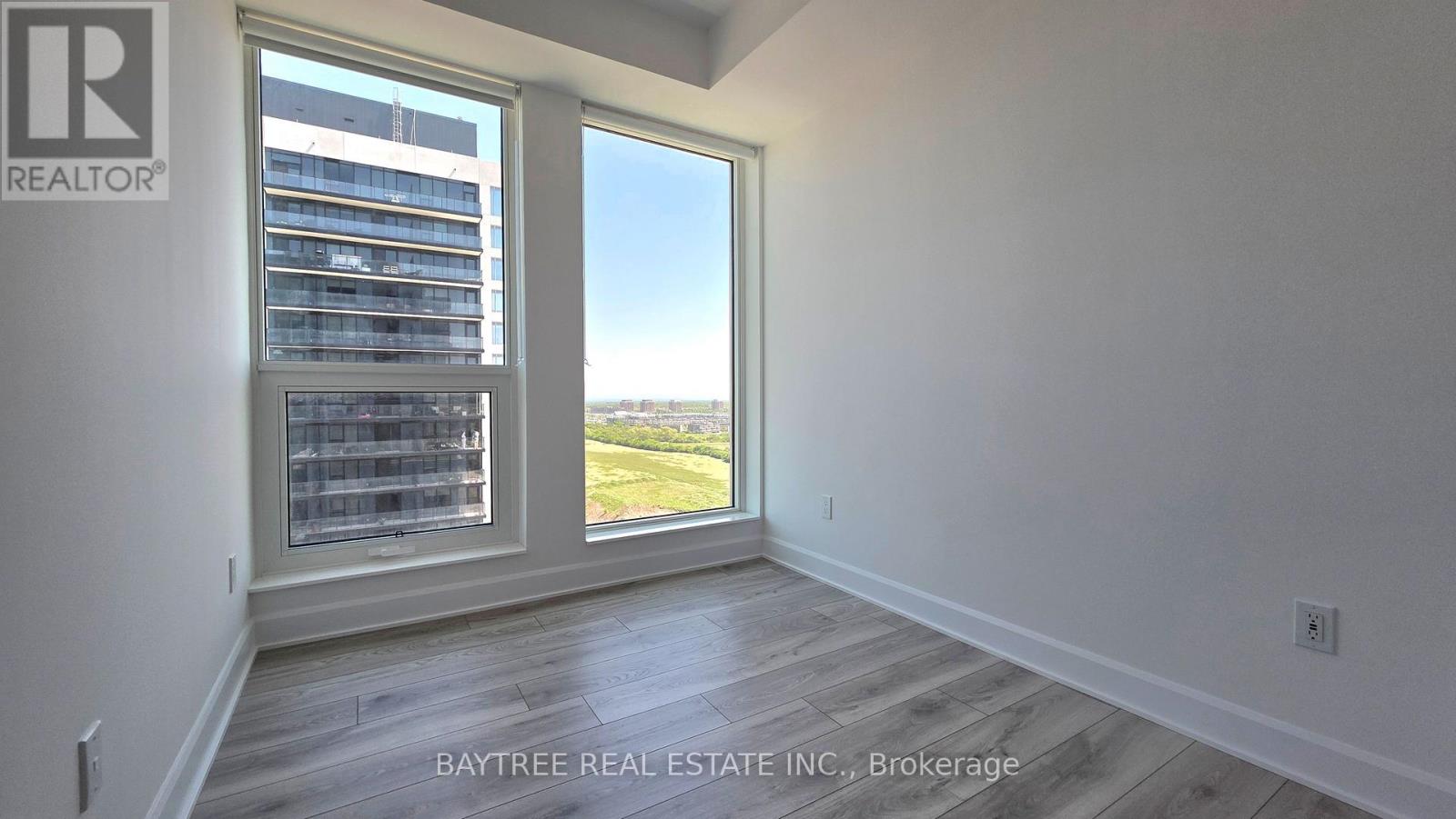 1601 - 3240 William Coltson Avenue, Oakville, Ontario  L6H 8C8 - Photo 2 - W13216322