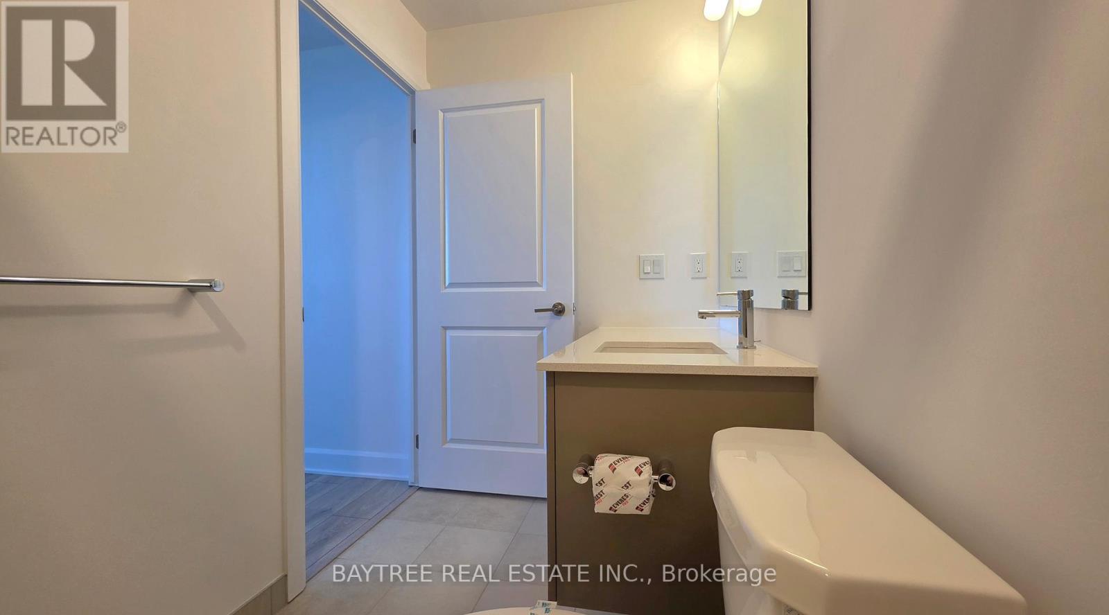 1601 - 3240 William Coltson Avenue, Oakville, Ontario  L6H 8C8 - Photo 8 - W13216322