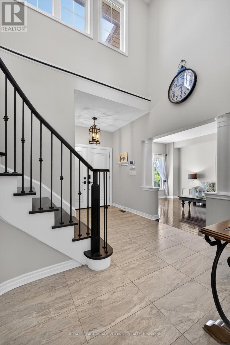 26 Callaghan Crescent, Halton Hills, Ontario  L7G 6A6 - Photo 6 - W13216340