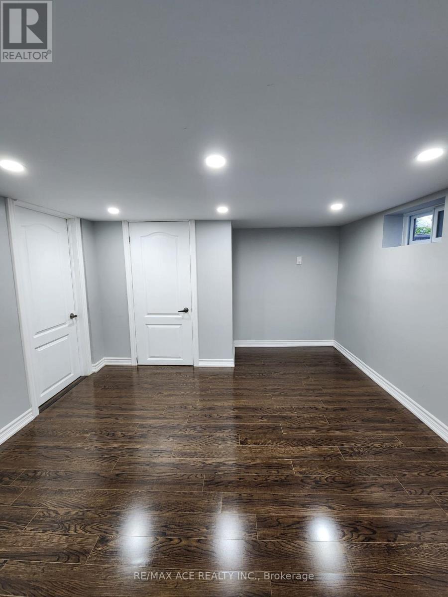 Bsmt - 6 W Deane Park Drive, Toronto, Ontario  M9B 2R4 - Photo 10 - W13216366