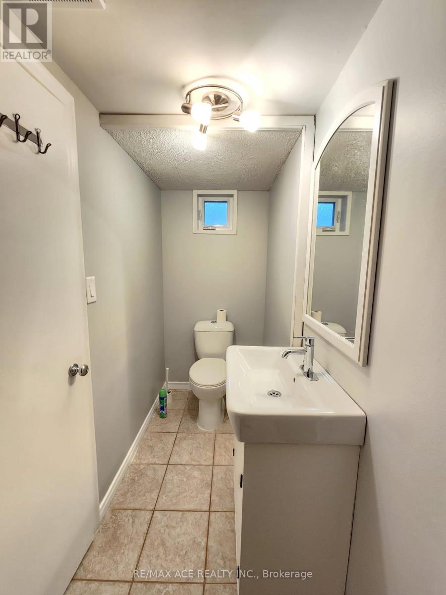 Bsmt - 6 W Deane Park Drive, Toronto, Ontario  M9B 2R4 - Photo 14 - W13216366