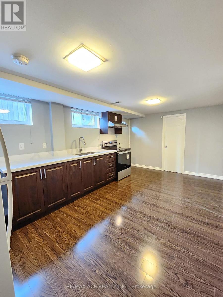 Bsmt - 6 W Deane Park Drive, Toronto, Ontario  M9B 2R4 - Photo 8 - W13216366