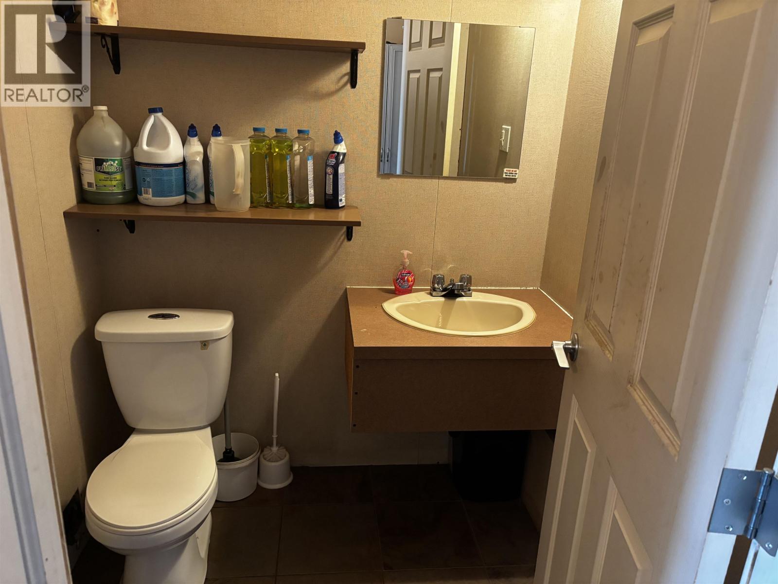 9303 85 Avenue, Fort St. John, British Columbia  V1J 5Z3 - Photo 17 - C8078454