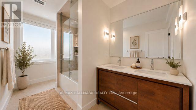 Main Floor - 655 O'connor Drive, Toronto, Ontario  M4C 3A8 - Photo 8 - E13215192