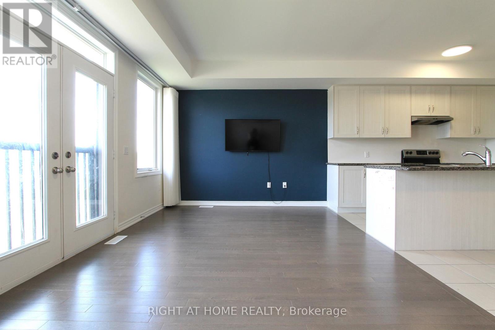 67 Puisaya Drive, Richmond Hill, Ontario  L4E 1L2 - Photo 13 - N13206306