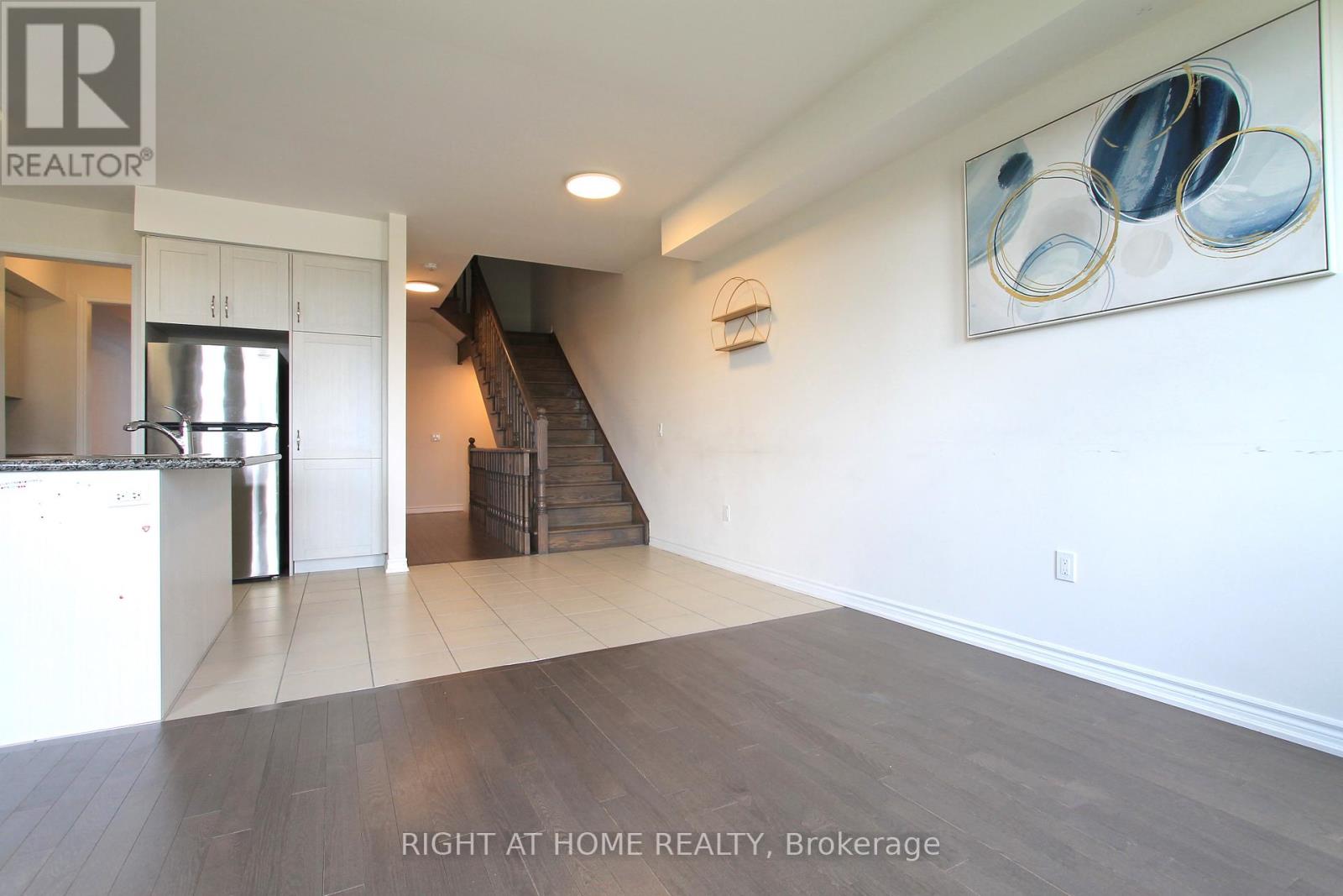 67 Puisaya Drive, Richmond Hill, Ontario  L4E 1L2 - Photo 16 - N13206306