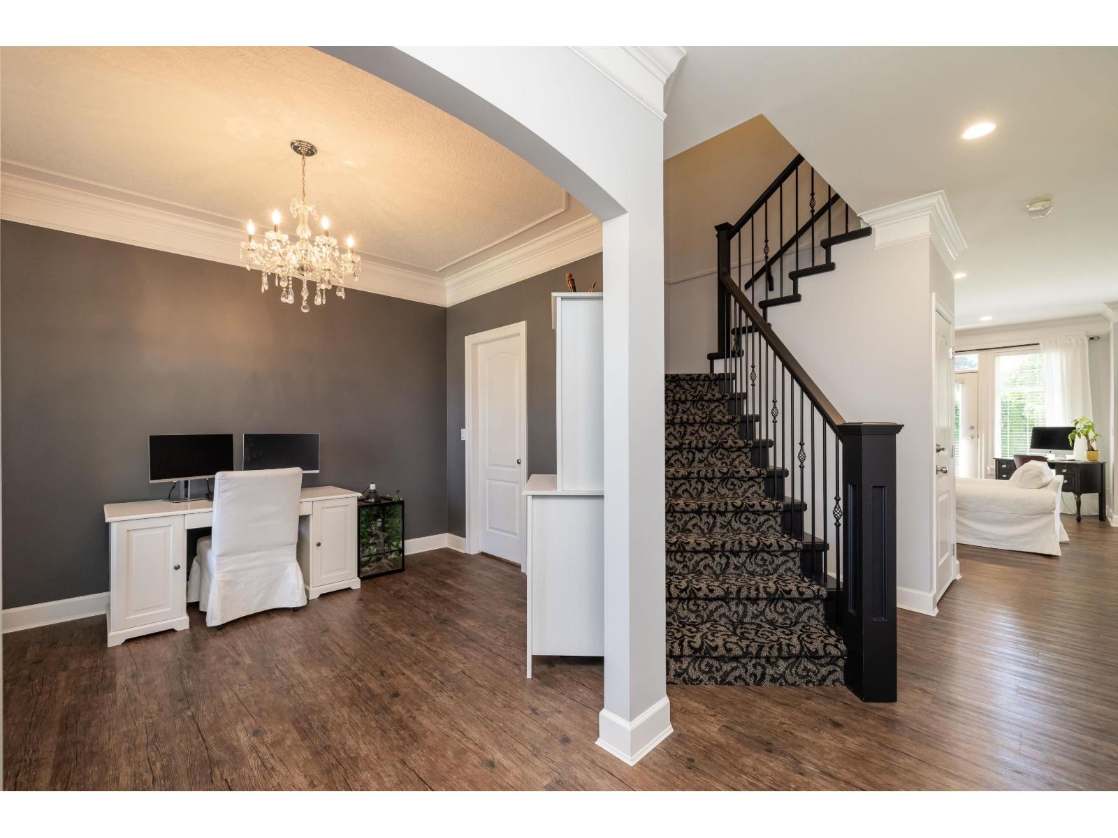 27818 Junction Avenue, Abbotsford, British Columbia  V4X 2S2 - Photo 3 - R3129131