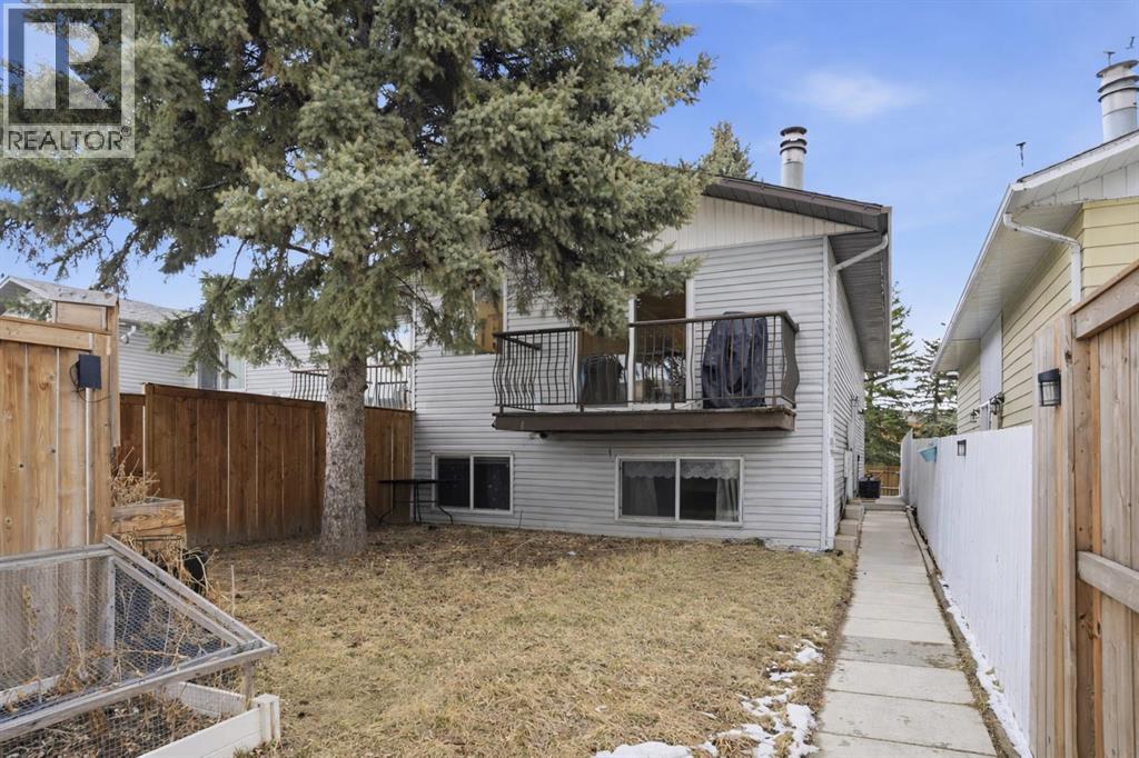 A, 1407 44 Street Se, Calgary, Alberta  T2A 5E6 - Photo 1 - A2299327