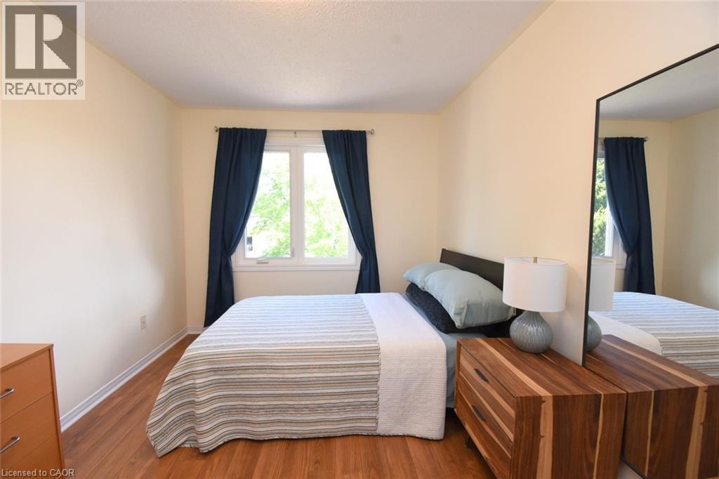 27 Harnesworth Crescent, Waterdown, Ontario  L8B 0J3 - Photo 24 - 40833735