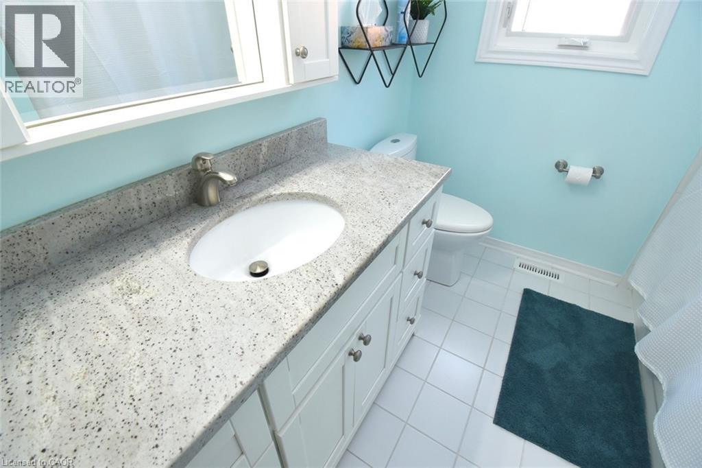 27 Harnesworth Crescent, Waterdown, Ontario  L8B 0J3 - Photo 27 - 40833735