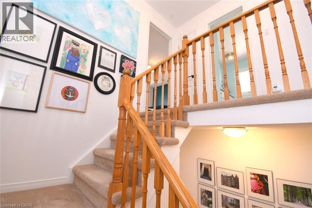 27 Harnesworth Crescent, Waterdown, Ontario  L8B 0J3 - Photo 17 - 40833735