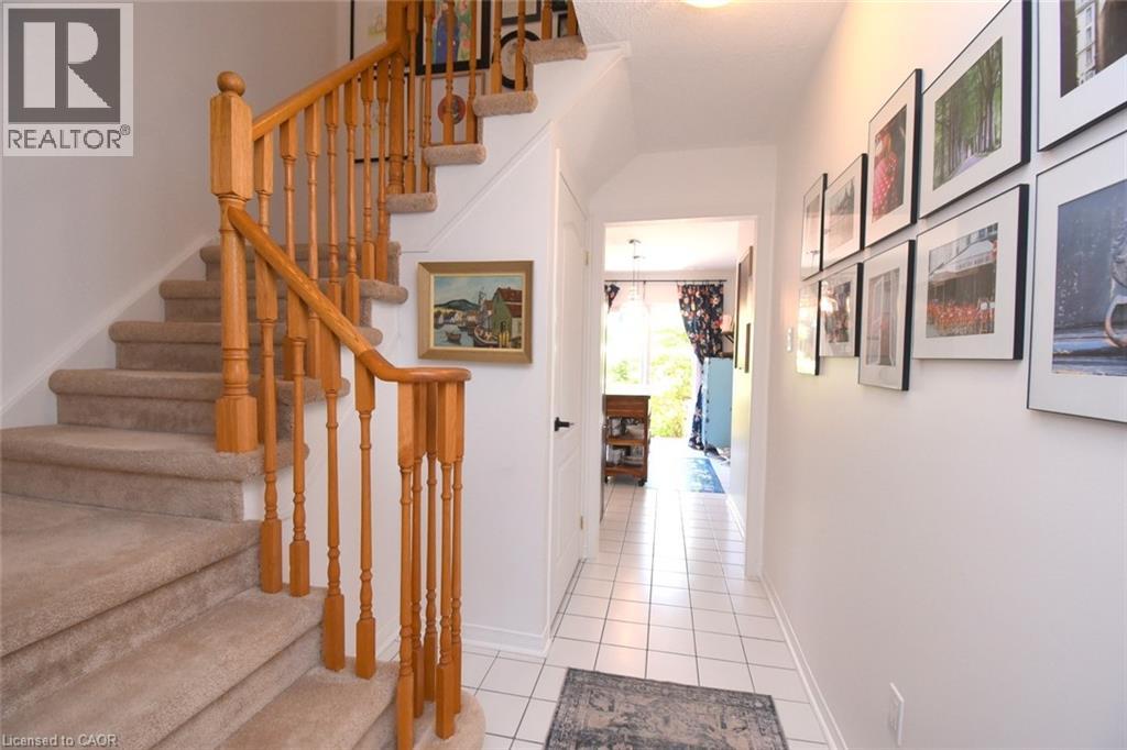 27 Harnesworth Crescent, Waterdown, Ontario  L8B 0J3 - Photo 16 - 40833735