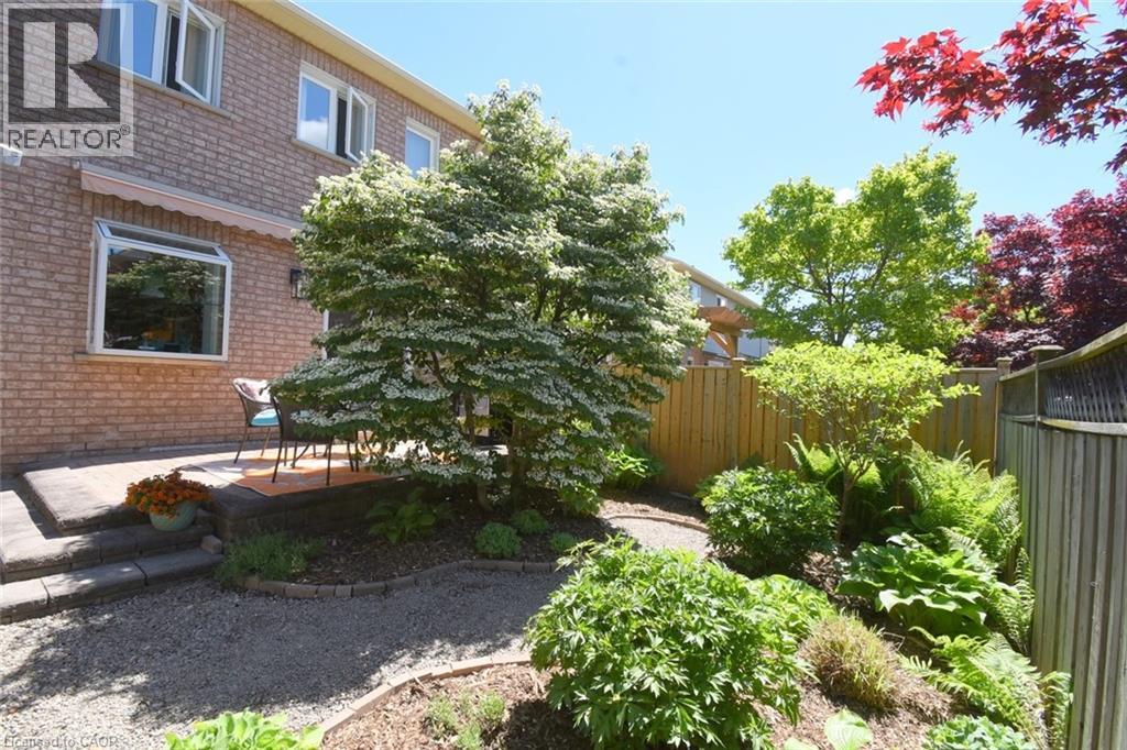 27 Harnesworth Crescent, Waterdown, Ontario  L8B 0J3 - Photo 34 - 40833735