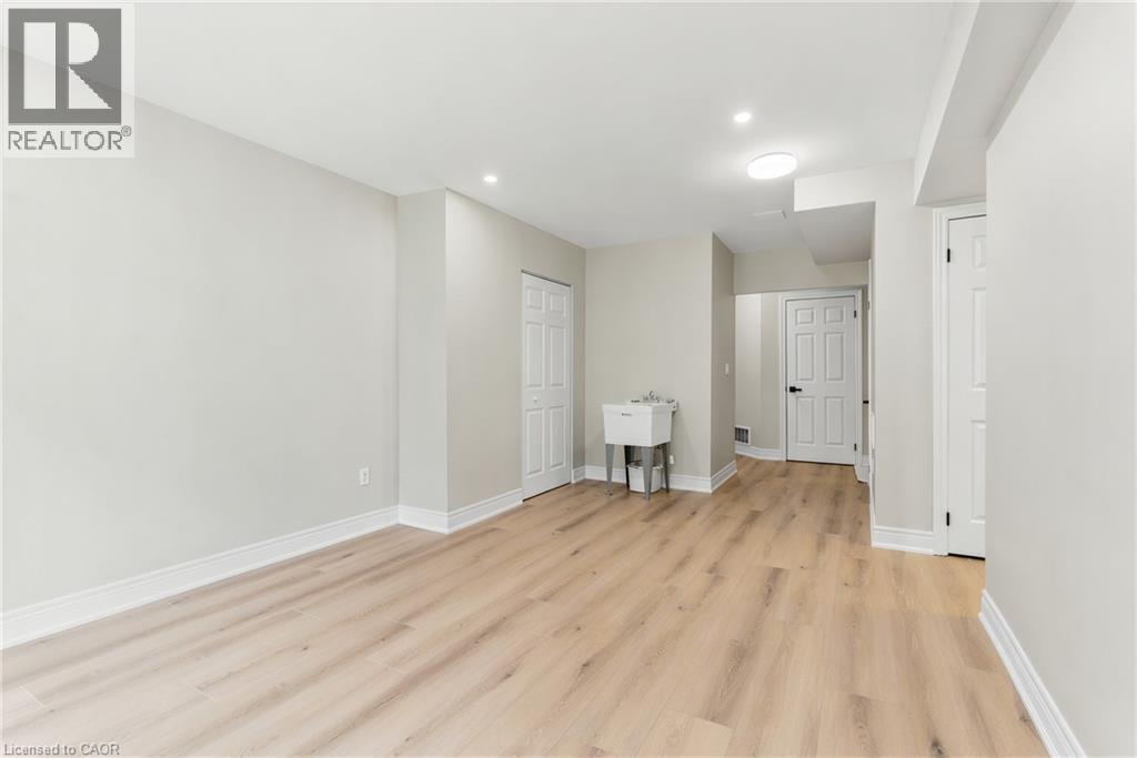 1553 Newlands Crescent, Burlington, Ontario  L7M 1P1 - Photo 24 - 40834648