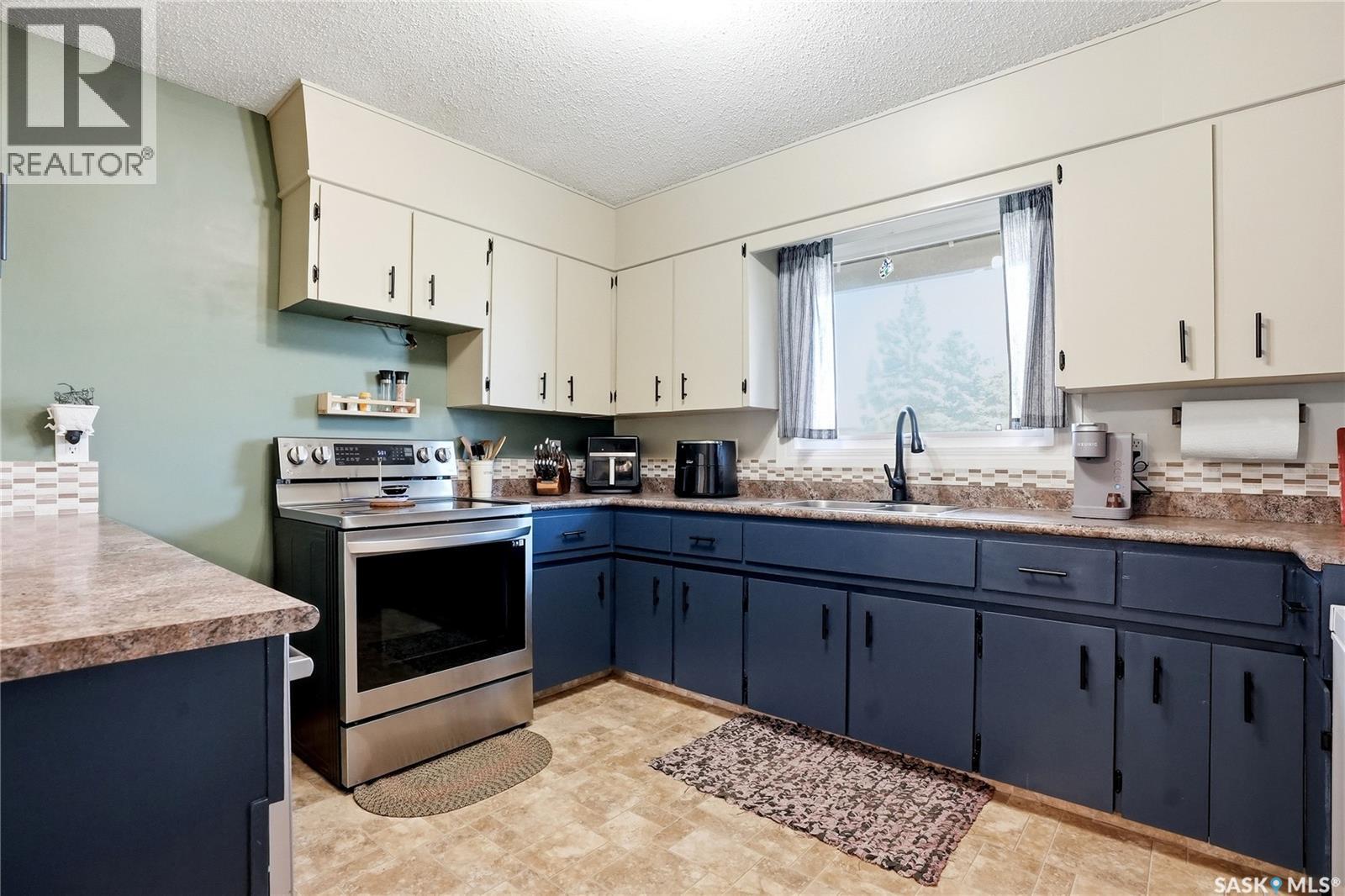 742 Mccormack Road, Saskatoon, Saskatchewan  S7M 4Z9 - Photo 6 - SK037541