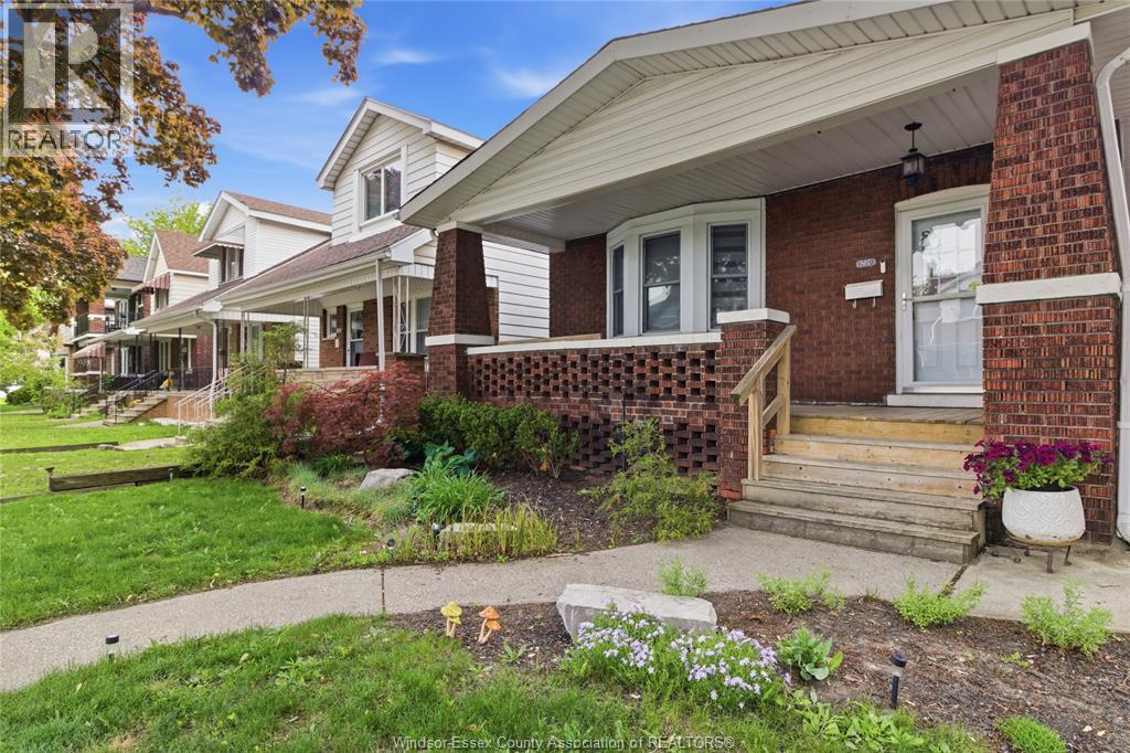 1220 Gladstone, Windsor, Ontario  N8X 3H3 - Photo 3 - 26012561