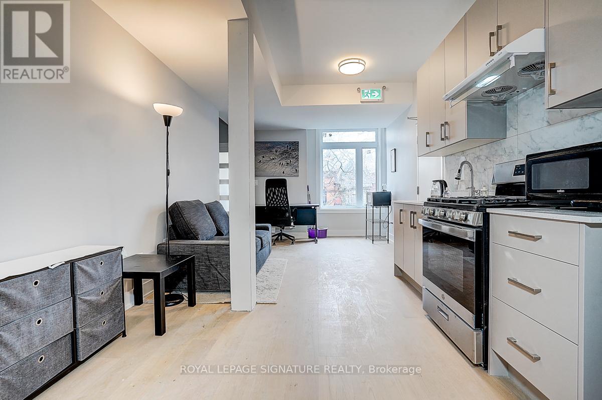 2 - 252 Annette Street, Toronto, Ontario  M6P 1R1 - Photo 10 - W13214234